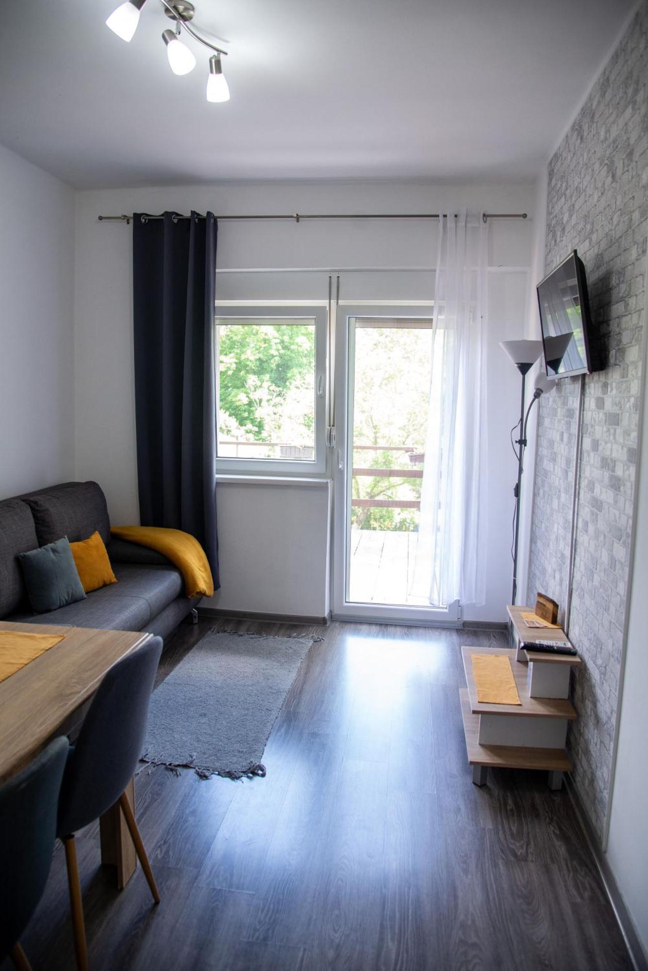 ורדניק Apartmani Maslacak מראה חיצוני תמונה