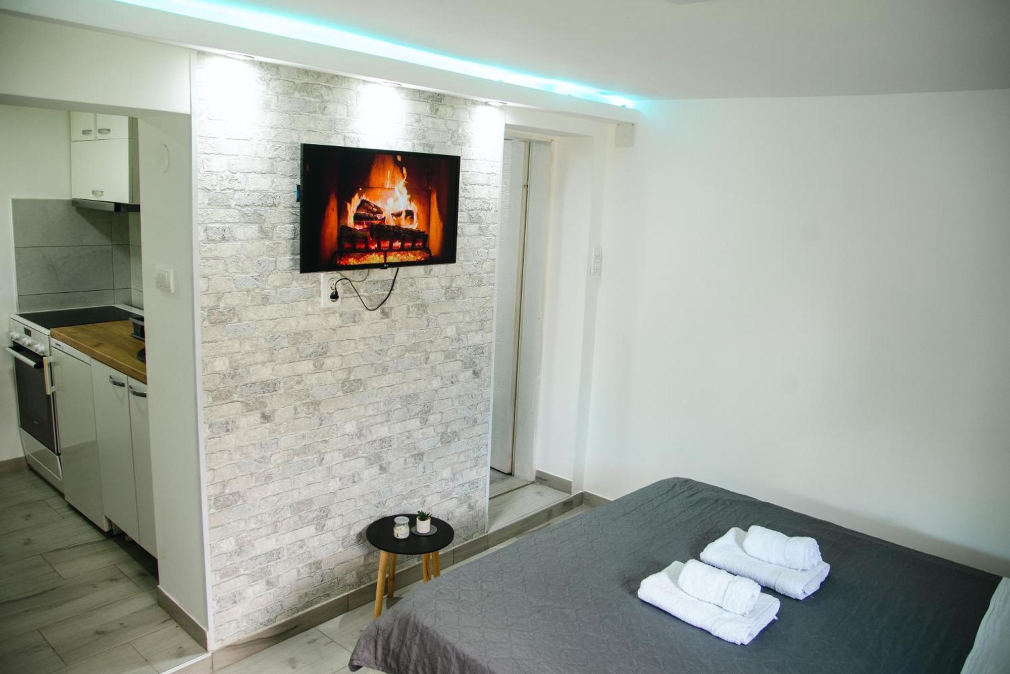 ורדניק Apartmani Maslacak מראה חיצוני תמונה